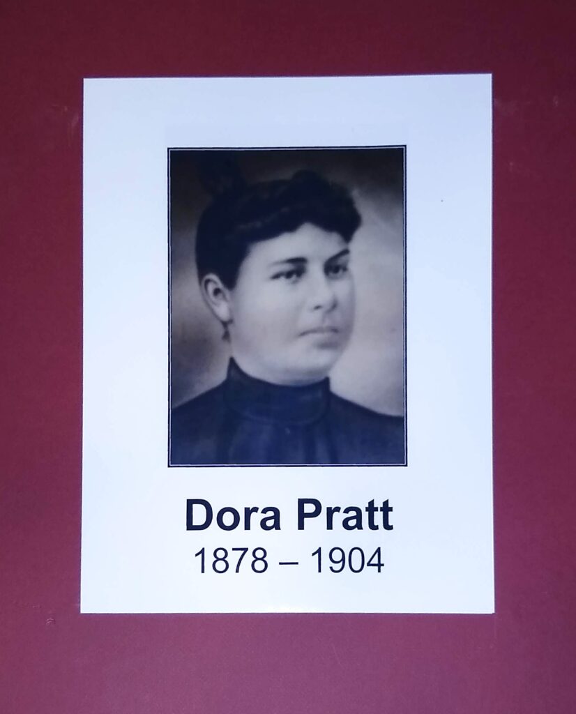 Dora Pratt